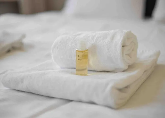 Downtown Deluxe With Queen Bed Be-35