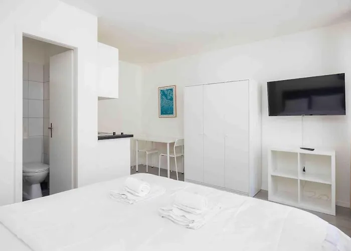 Downtown Deluxe With Queen Bed Be-35 * Zürich