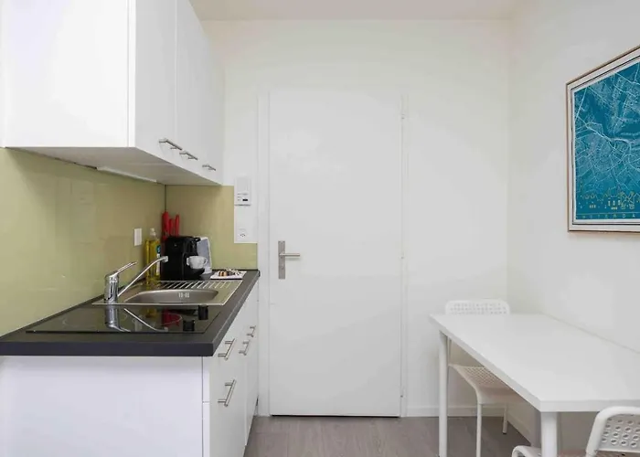 Apartman Downtown Deluxe With Queen Bed Be-35